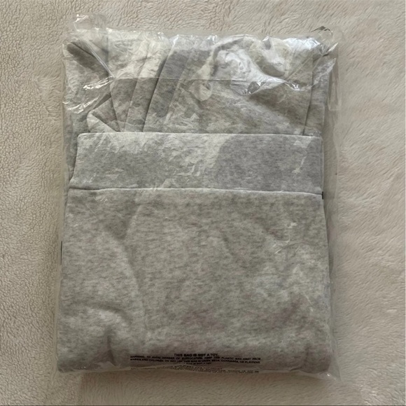 (NWT) Victoria’s Secret PINK Everyday Lounge 1/4 Zip in Heather Stone Grey - Picture 7 of 16